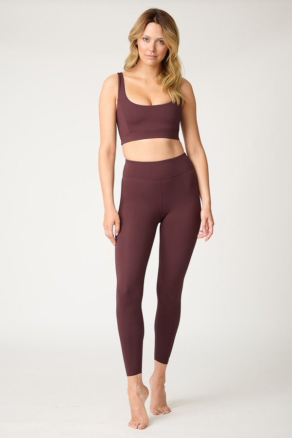 Juicy Couture Women's High Waisted Crop Yoga Tight 22'', Deep