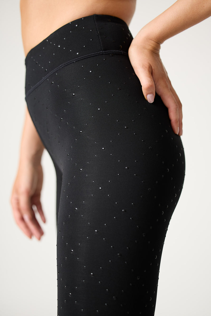 Radiant Full Length Legging in black silicon dot grid – Aurum Activewear