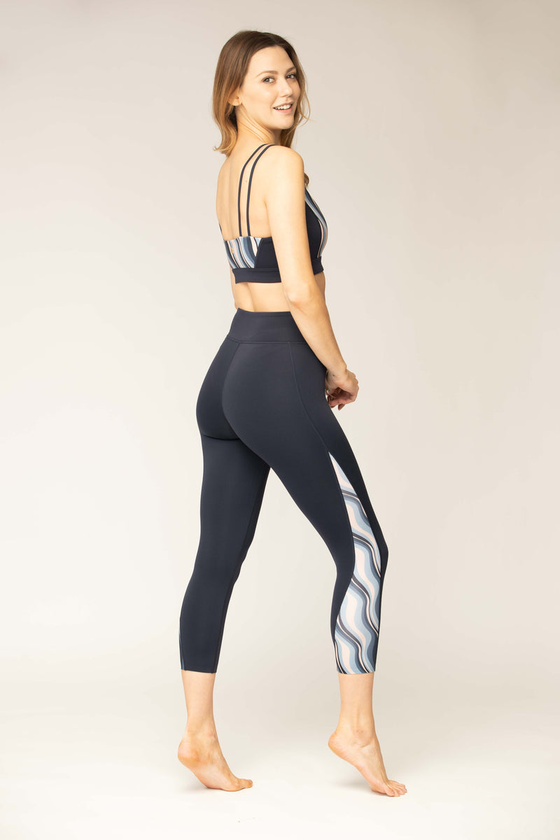 Journey cropped legging total eclipse – Aurum Activewear